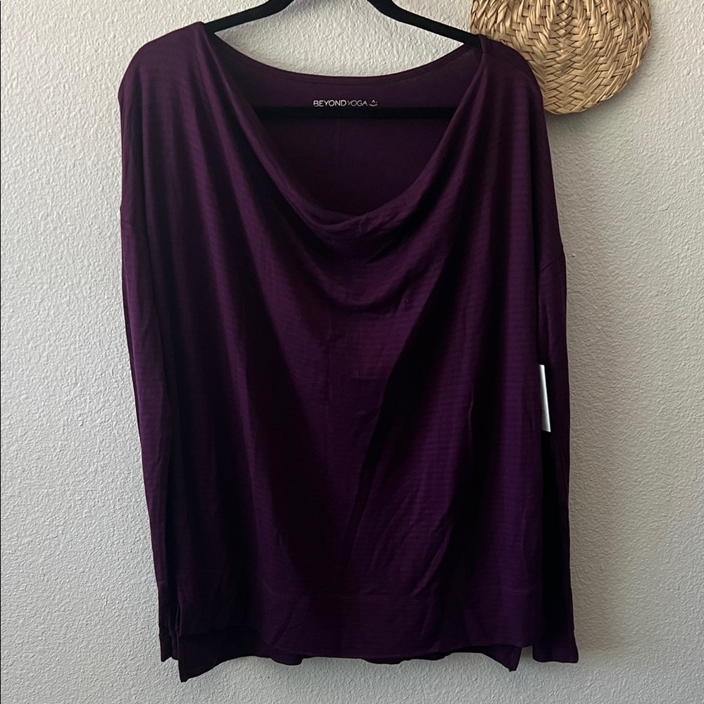 NEW Beyond Yoga Shifted Pullover - Purple - Size Medium